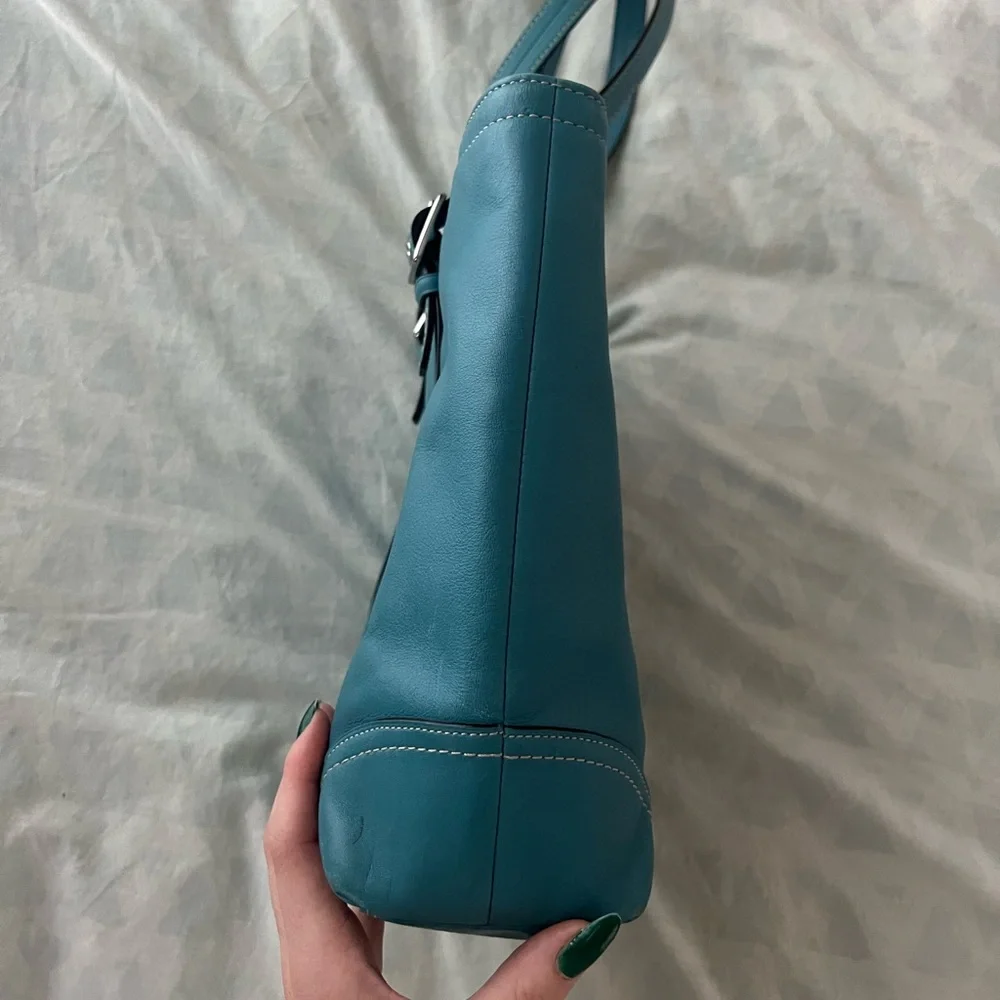Teal blue leather 2008 coach bag